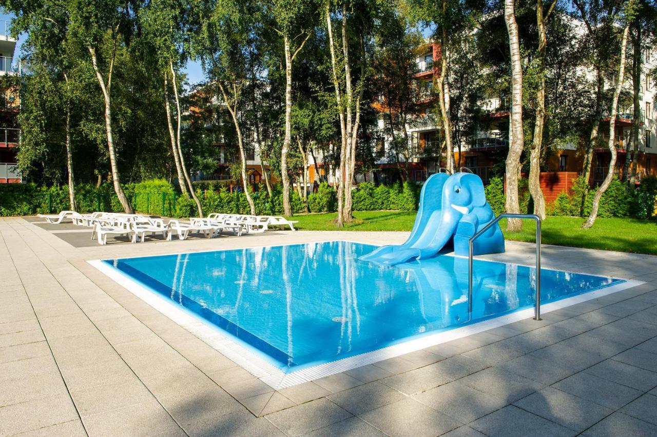 Blue Mare Black Deer Polanki 350 m Baltic See Kolberg Exterior foto