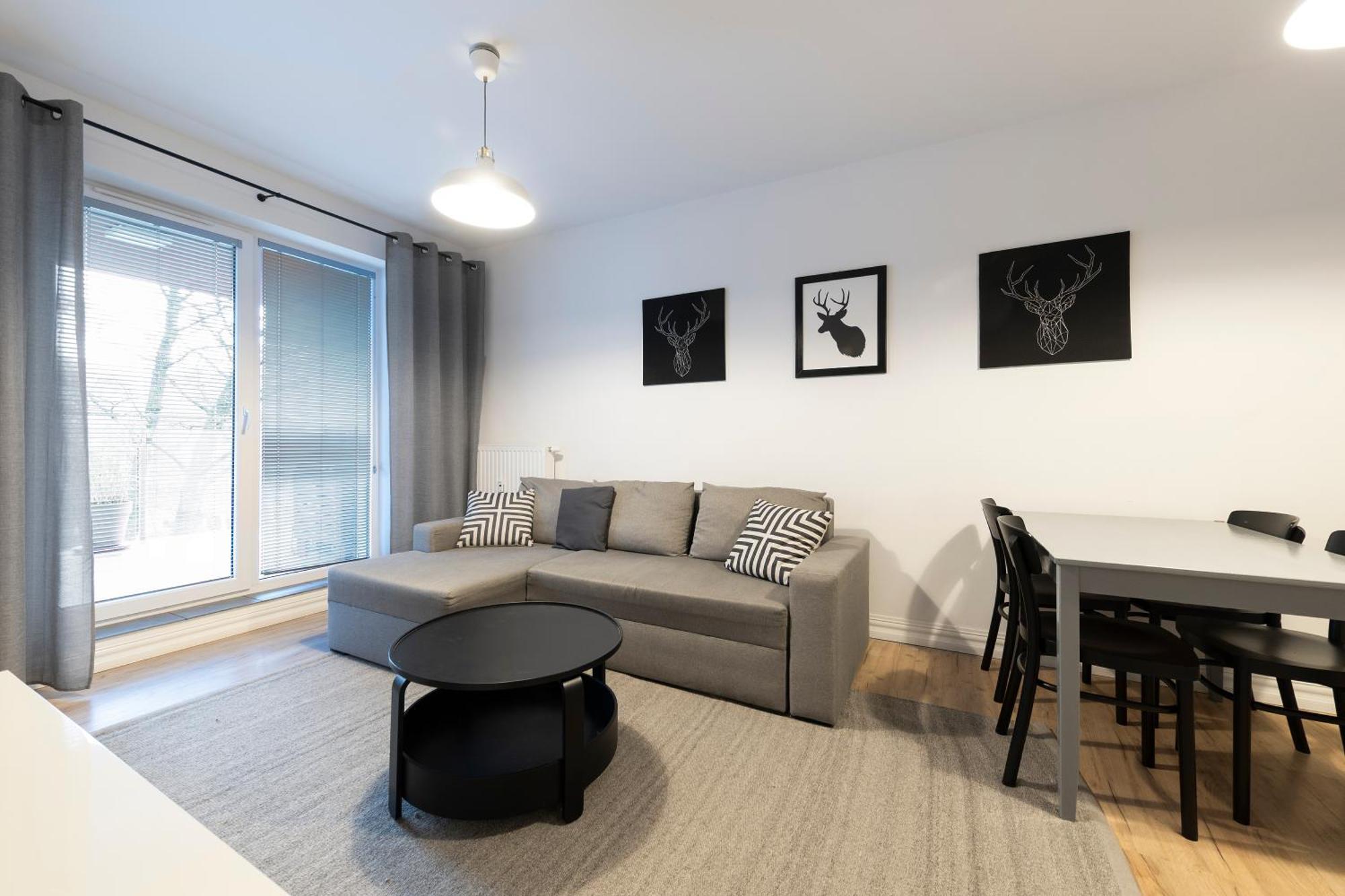 Blue Mare Black Deer Polanki 350 m Baltic See Kolberg Exterior foto